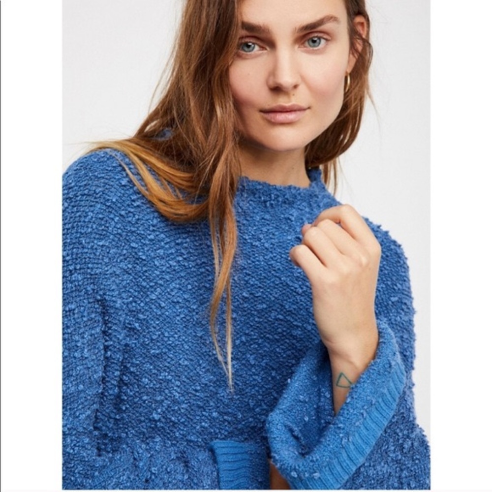 Free People Blue Cuddle Up Oversized Sweater Size Large